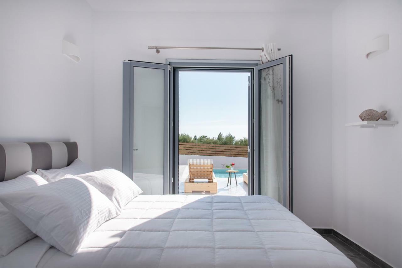 Paros Elitas Villas Exterior foto