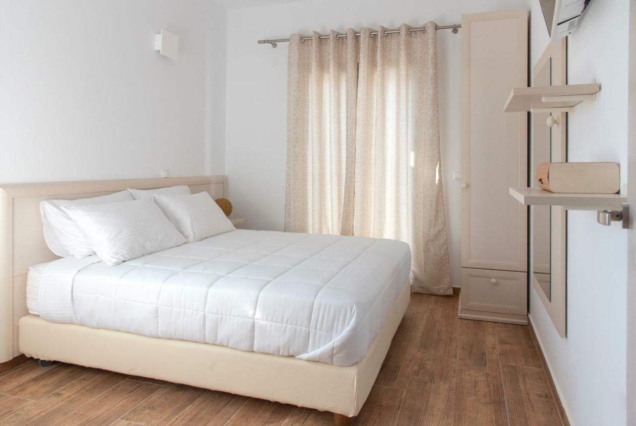 Paros Elitas Villas Exterior foto
