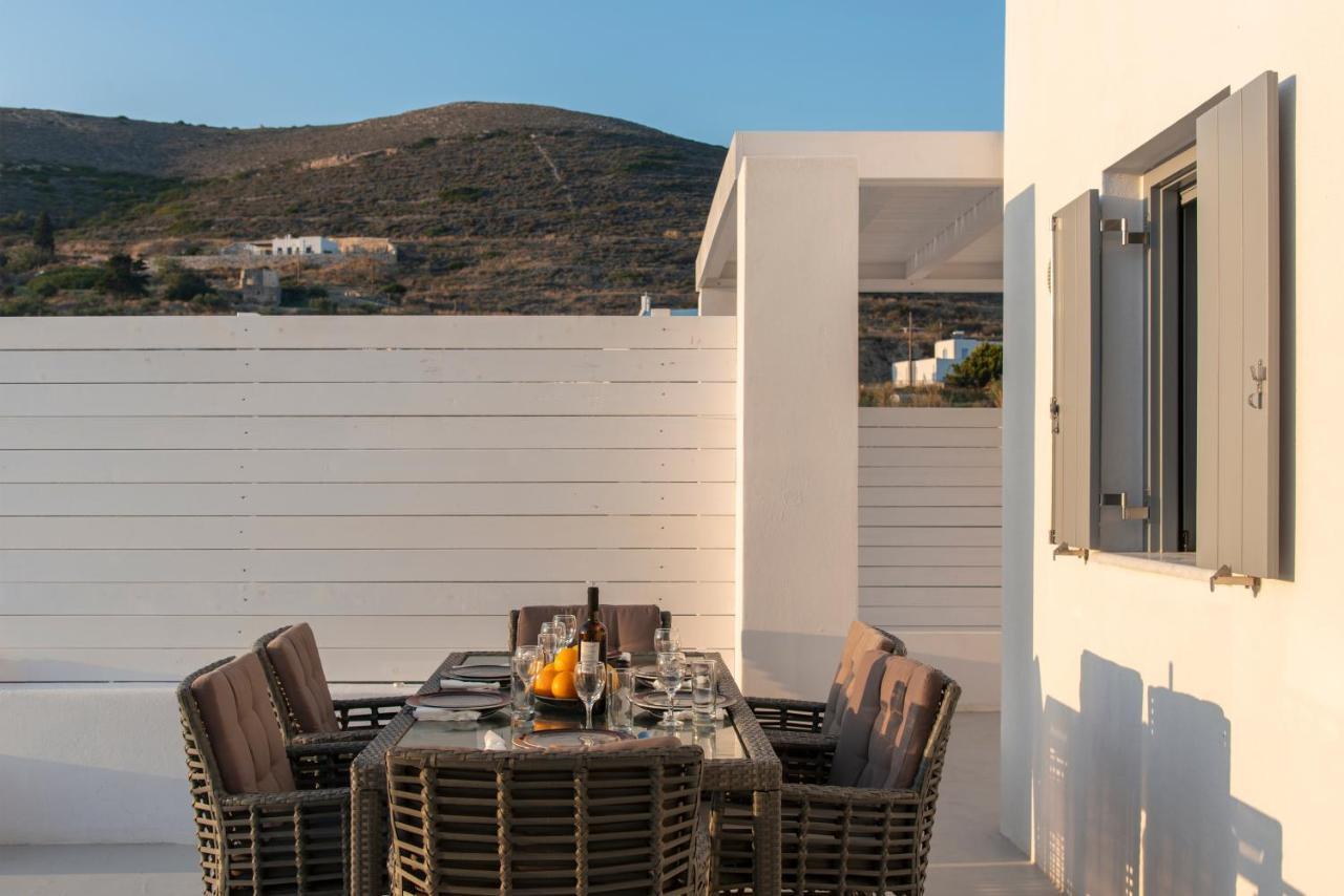 Paros Elitas Villas Exterior foto