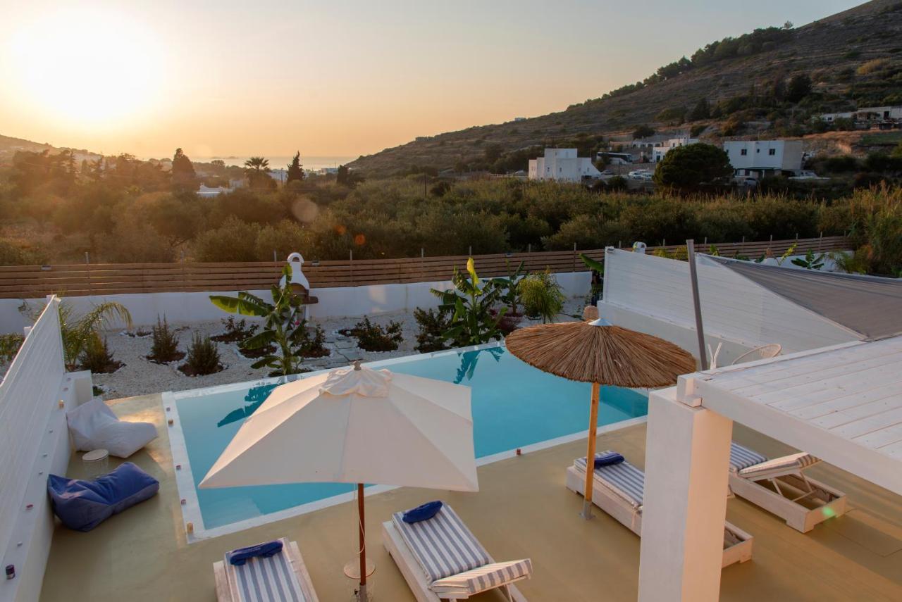 Paros Elitas Villas Exterior foto